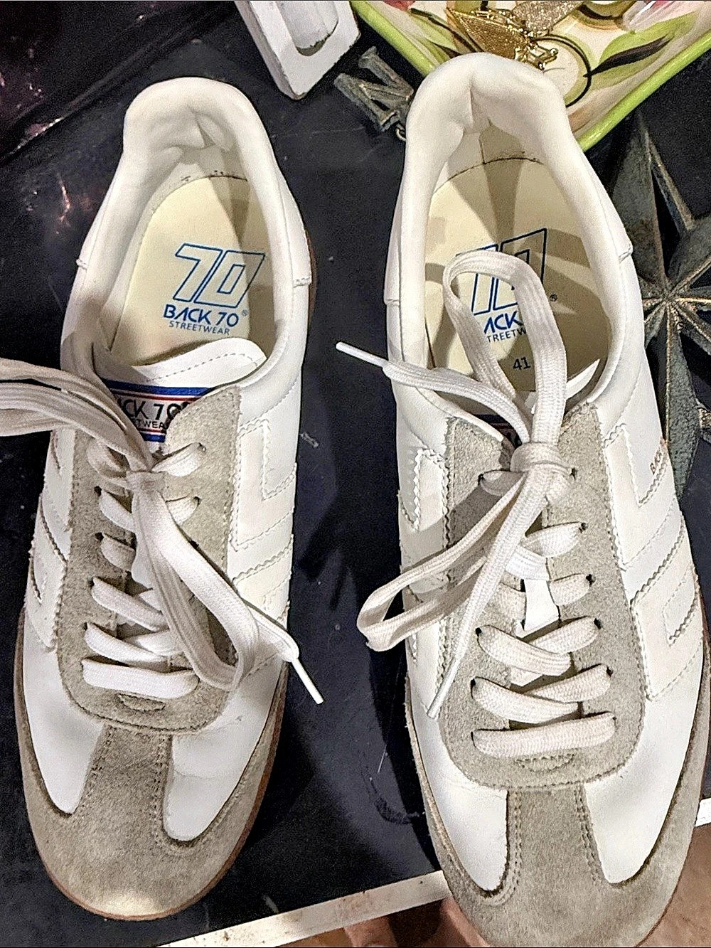 Onitsuka Tiger Back 70 women’s 75Sneakers White & Brown sz 41